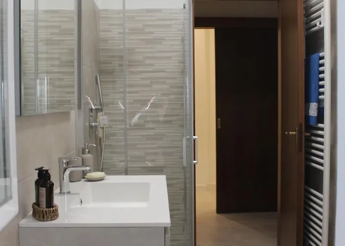 In Arona, Olivia's 100mt Dal Arona