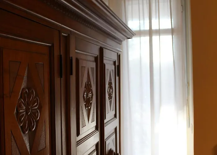 In Arona, Olivia's 100mt Dal Daire Arona